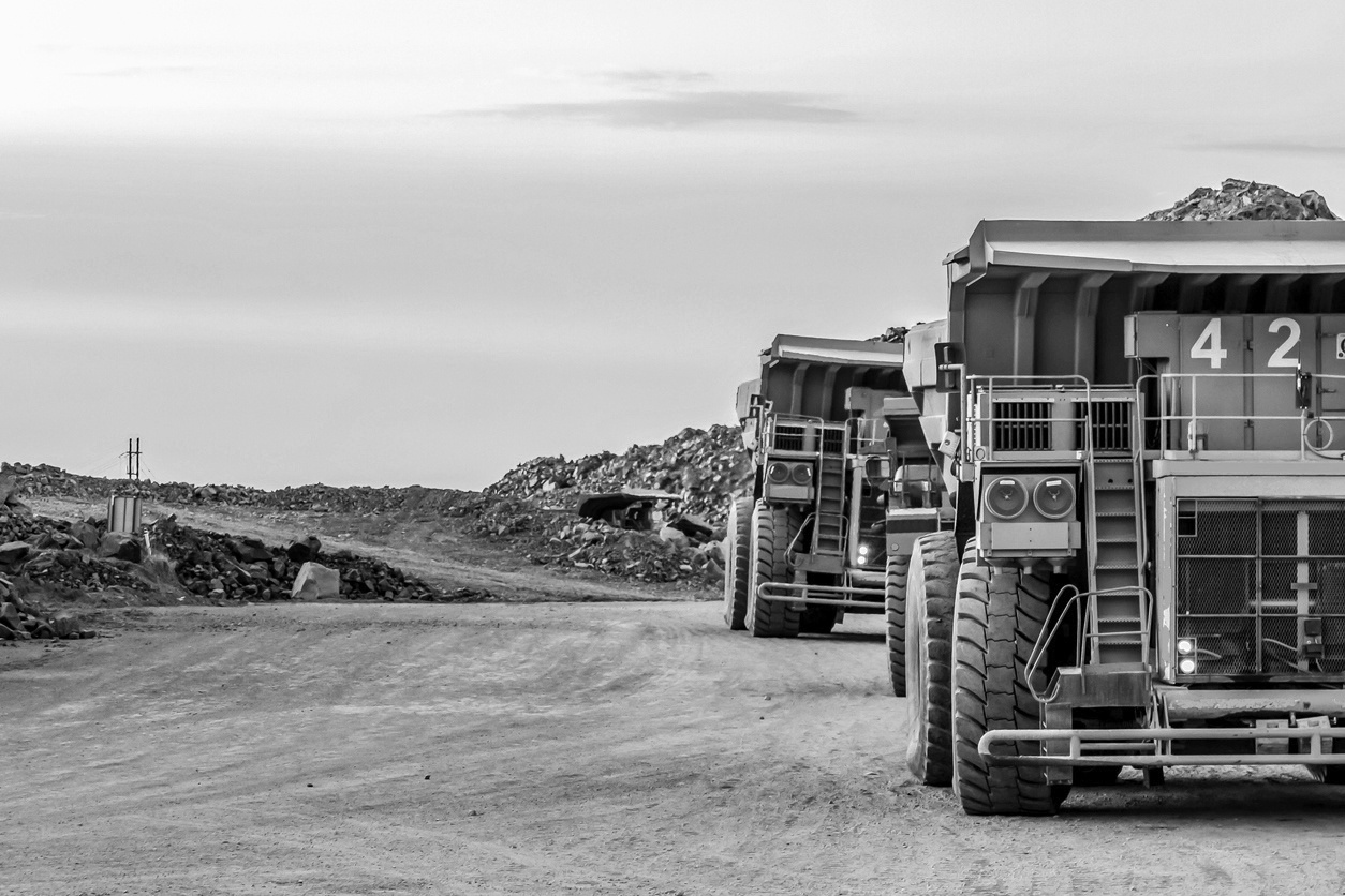 wireless IoT connectivity for mining